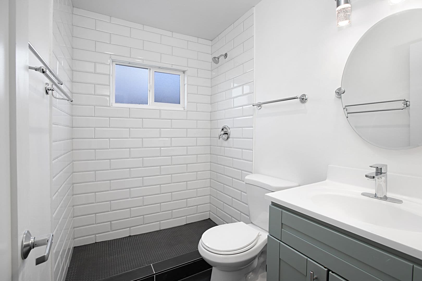 Imperial Beach Apartment: 584 12 TH STREET