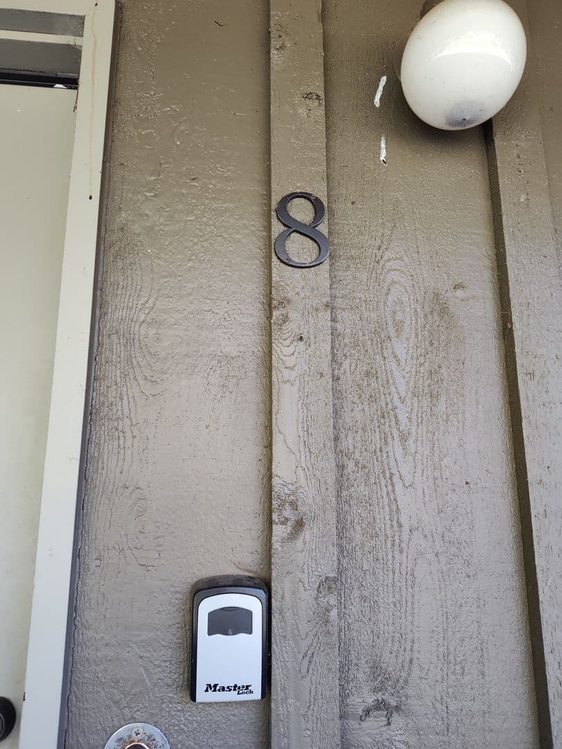 Hoquiam Apartment: 400 Beacon Hill Dr. - 400 Beacon Hill Dr #8