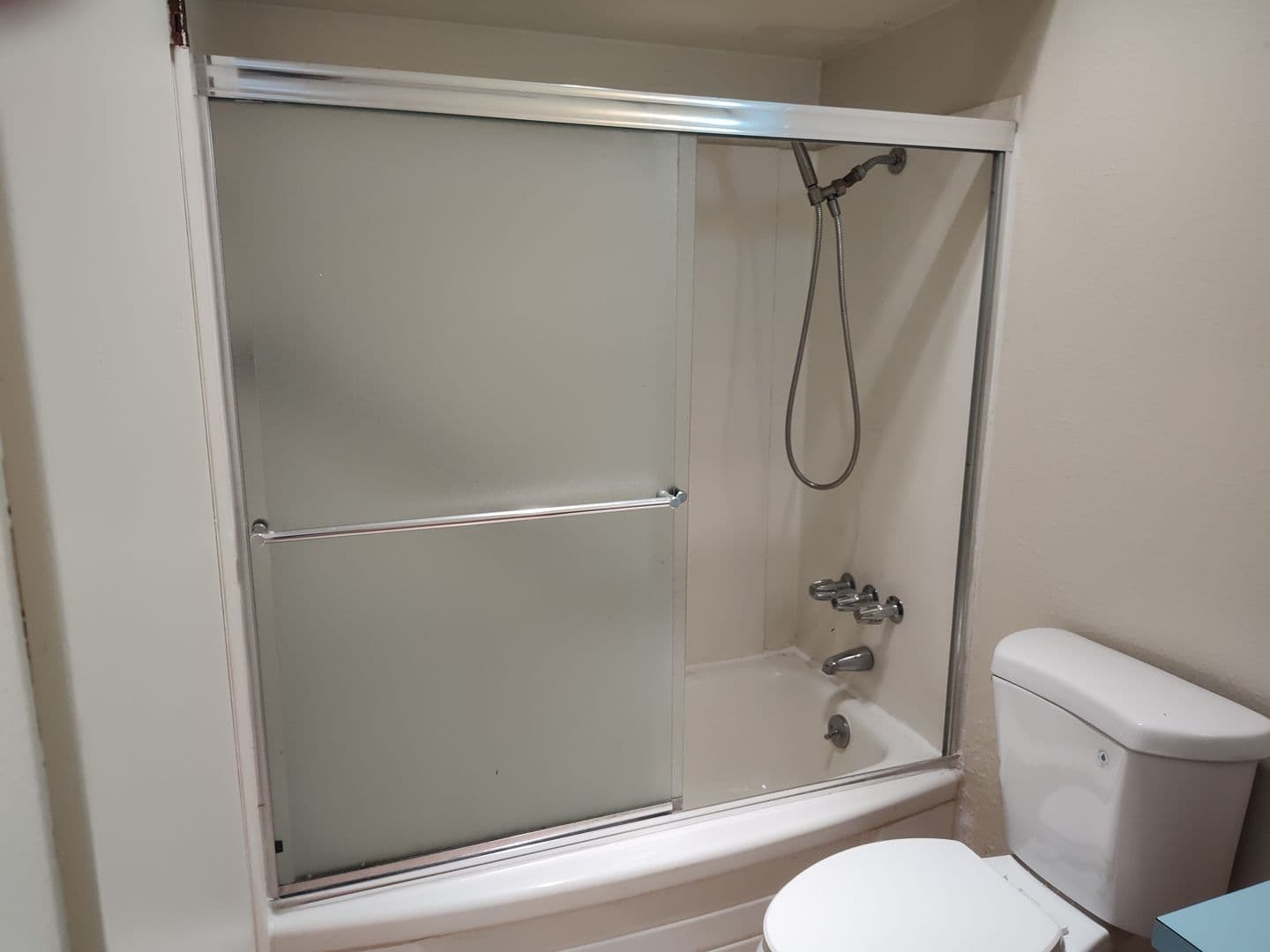 Hoquiam Apartment: 400 Beacon Hill Dr. - 400 Beacon Hill Dr #8