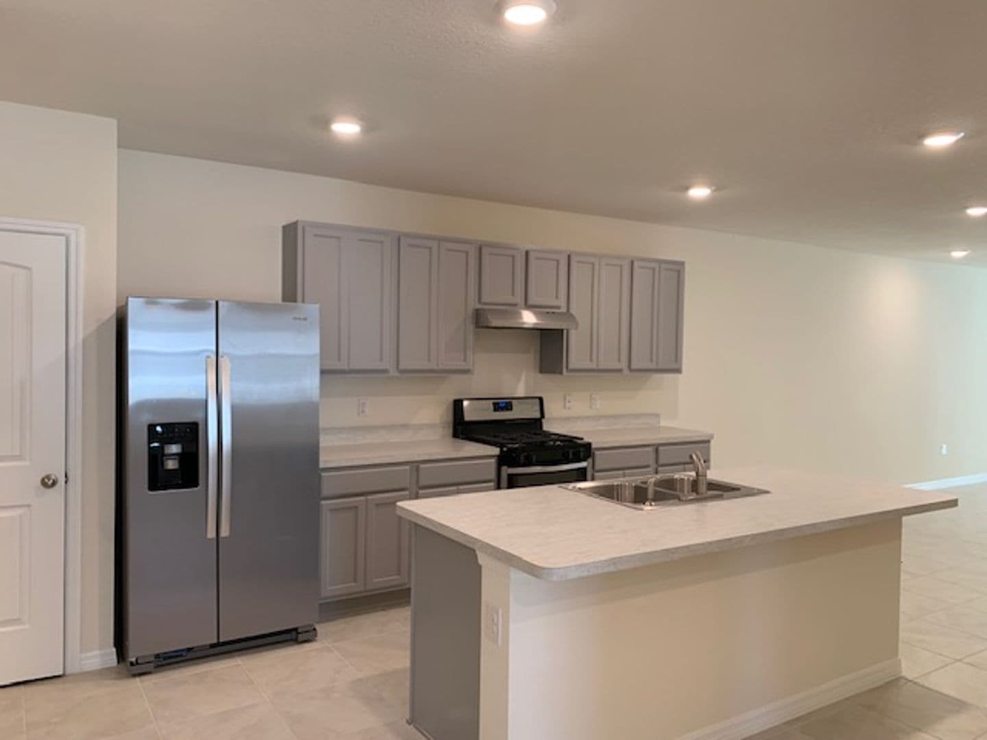 Leesburg House: 20007 Royal Tern Ct