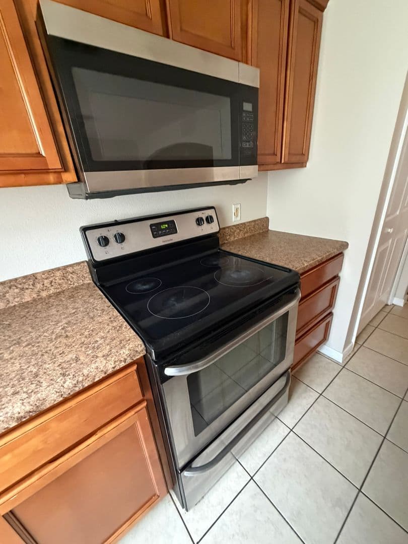 Kissimmee Townhome: 2963 Tomorrow Drive