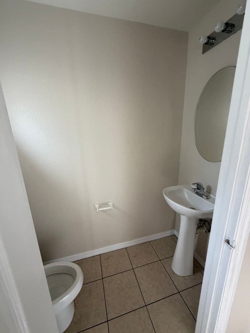 Kissimmee Townhome: 2963 Tomorrow Drive