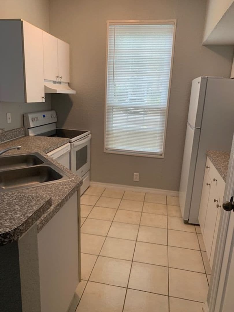 Orlando Condo: 6424 Raleigh Street #3104