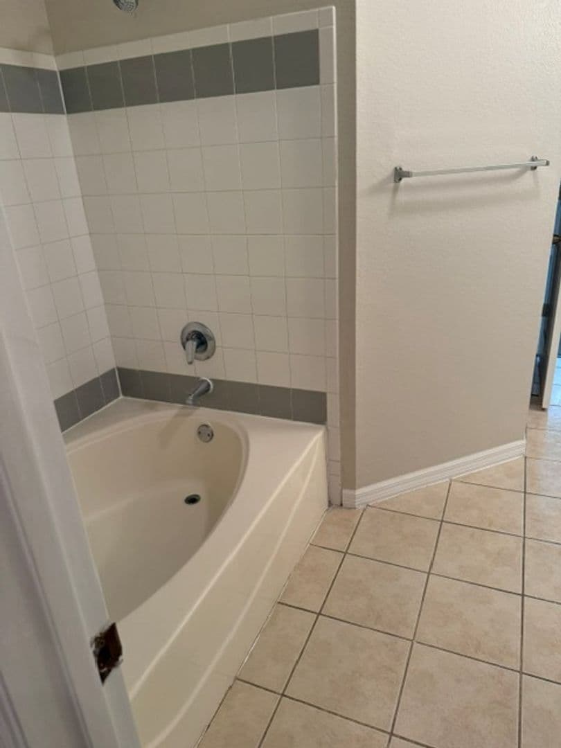 Orlando Condo: 3250 Corona Village Way