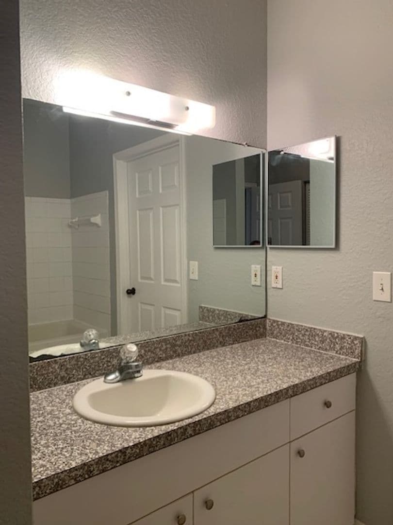 Orlando Condo: 6424 Raleigh Street #3104