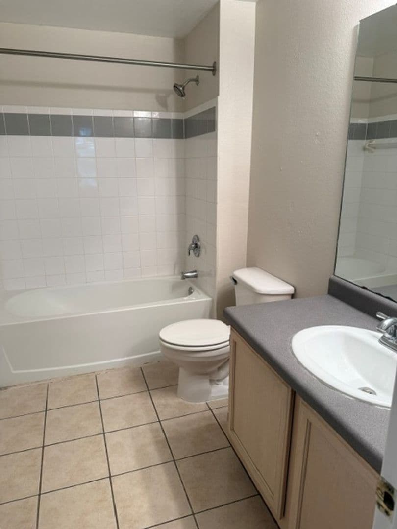 Orlando Condo: 3250 Corona Village Way