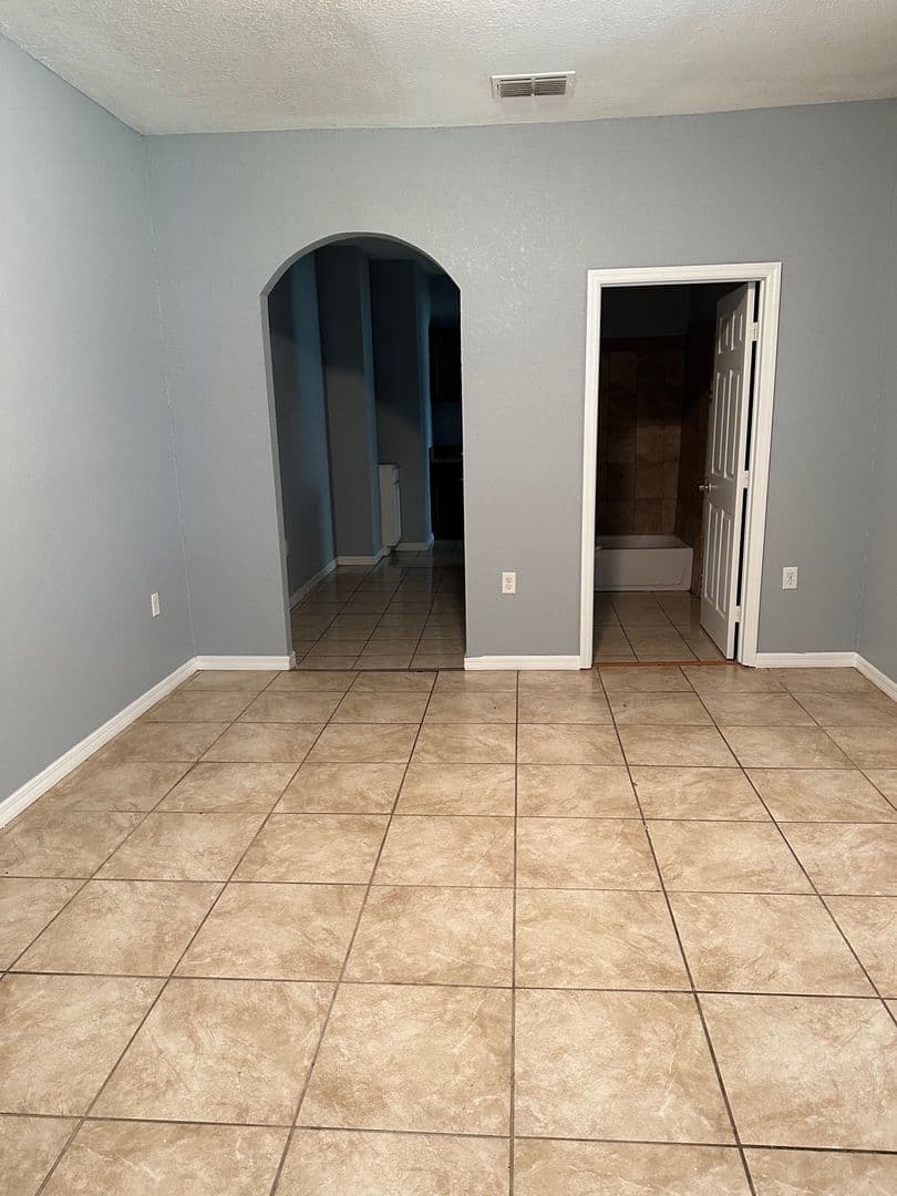 Haines City Townhome: 1302 Avenue K