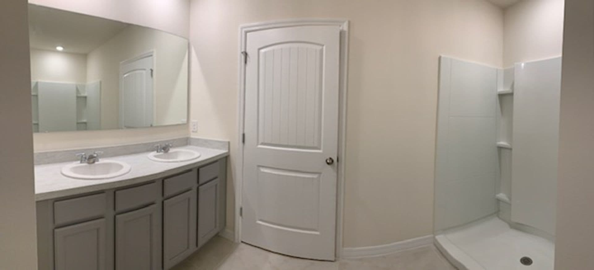 Leesburg House: 20007 Royal Tern Ct