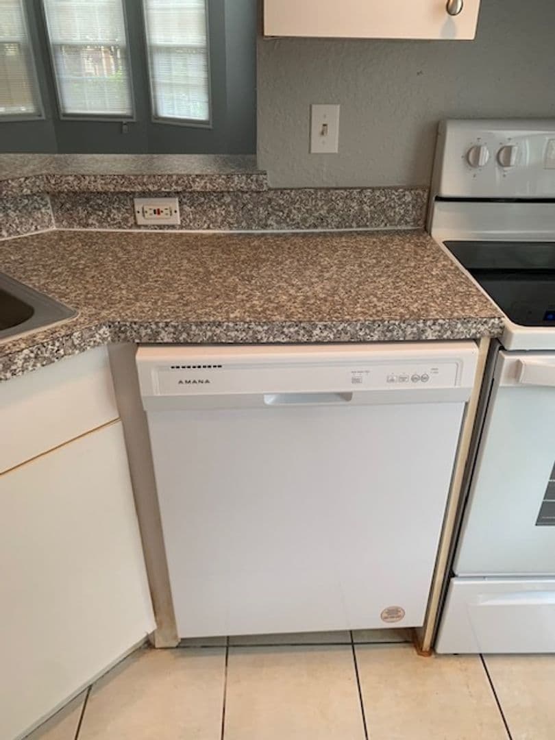 Orlando Condo: 6424 Raleigh Street #3104