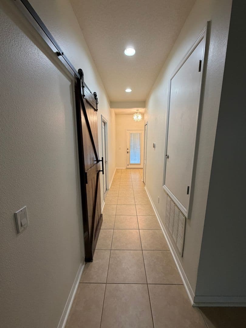 Saint Cloud House: 3503 Pixie Ln