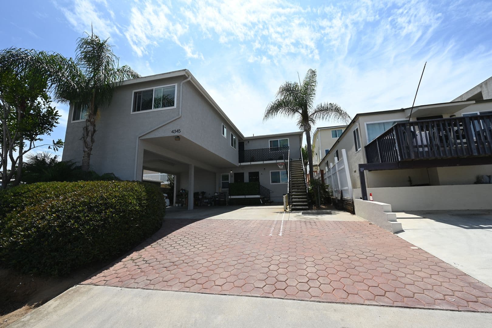 San Diego Apartment: 4345 Mentone Street