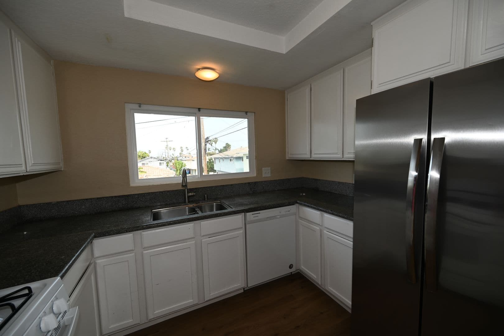 San Diego Apartment: 4672-76 Long Branch Ave