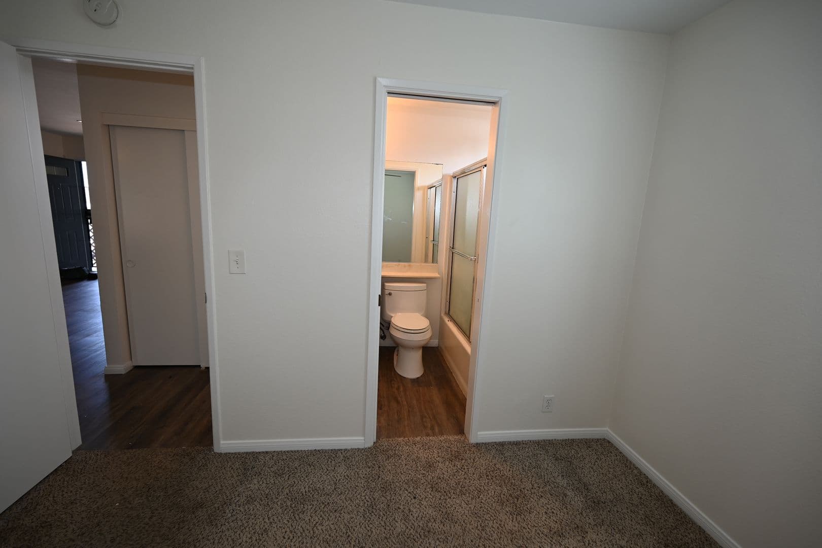 San Diego Apartment: 4345 Mentone Street