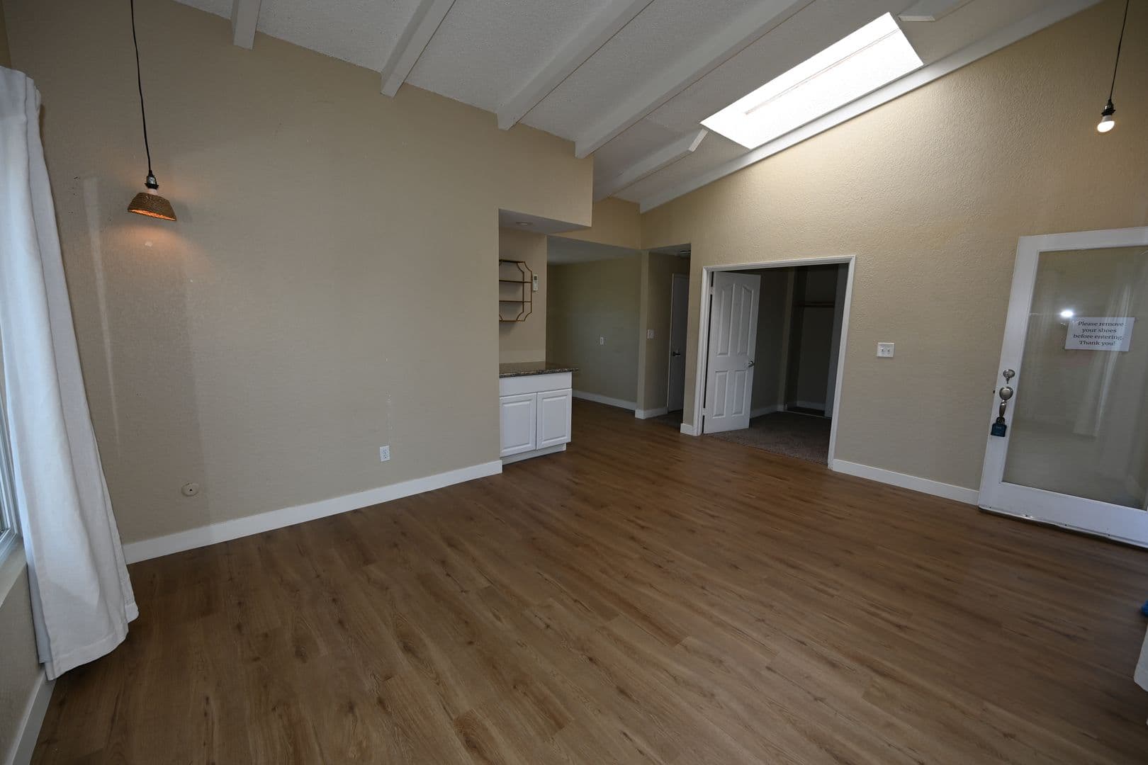 San Diego Apartment: 4672-76 Long Branch Ave