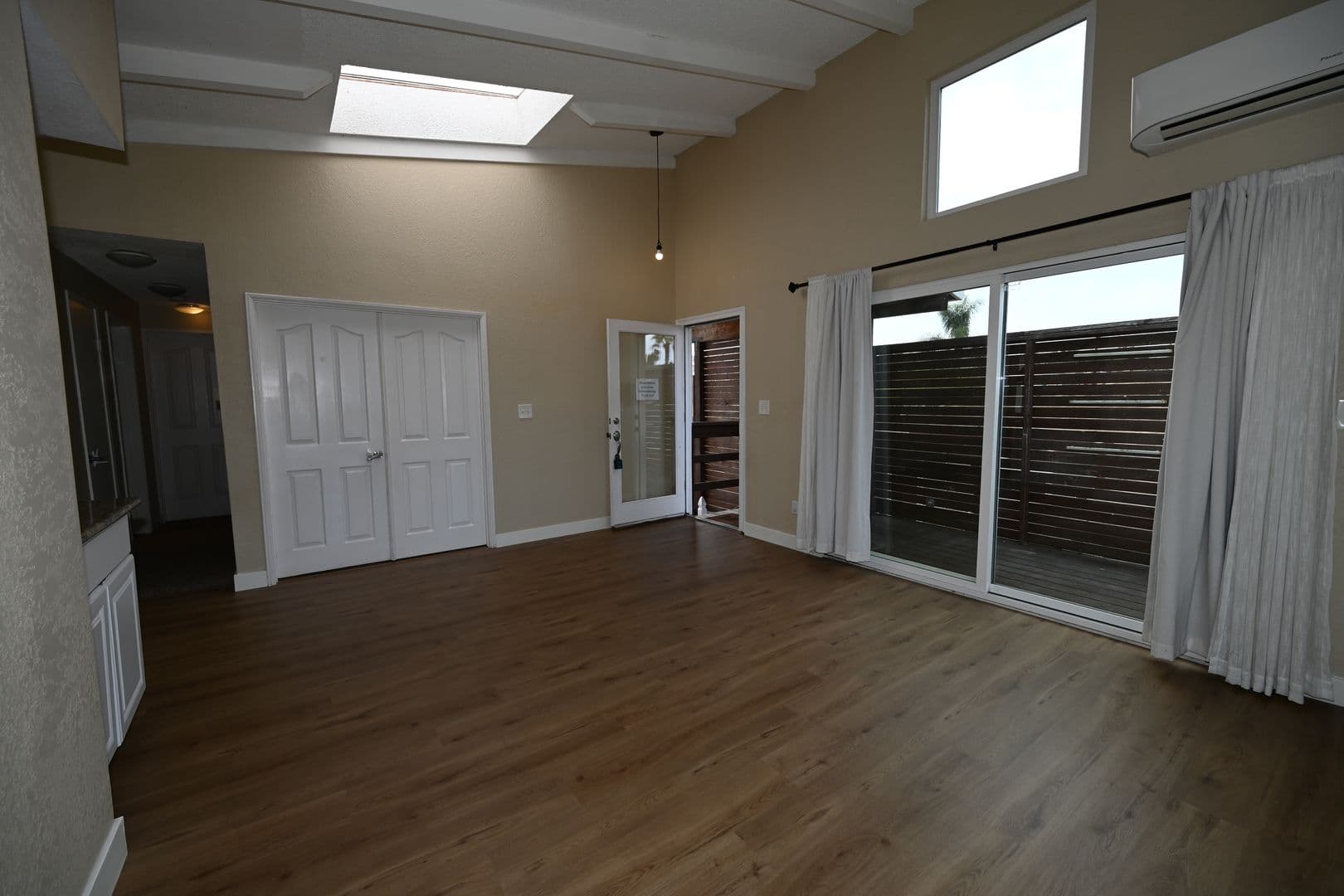 San Diego Apartment: 4672-76 Long Branch Ave