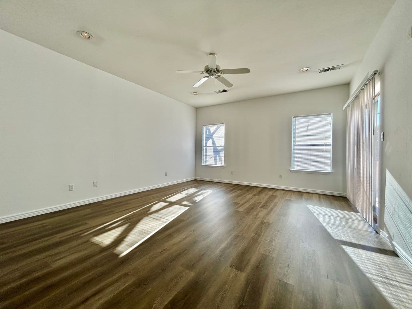 Albuquerque Townhome: 711 Tramway Pl NE #34