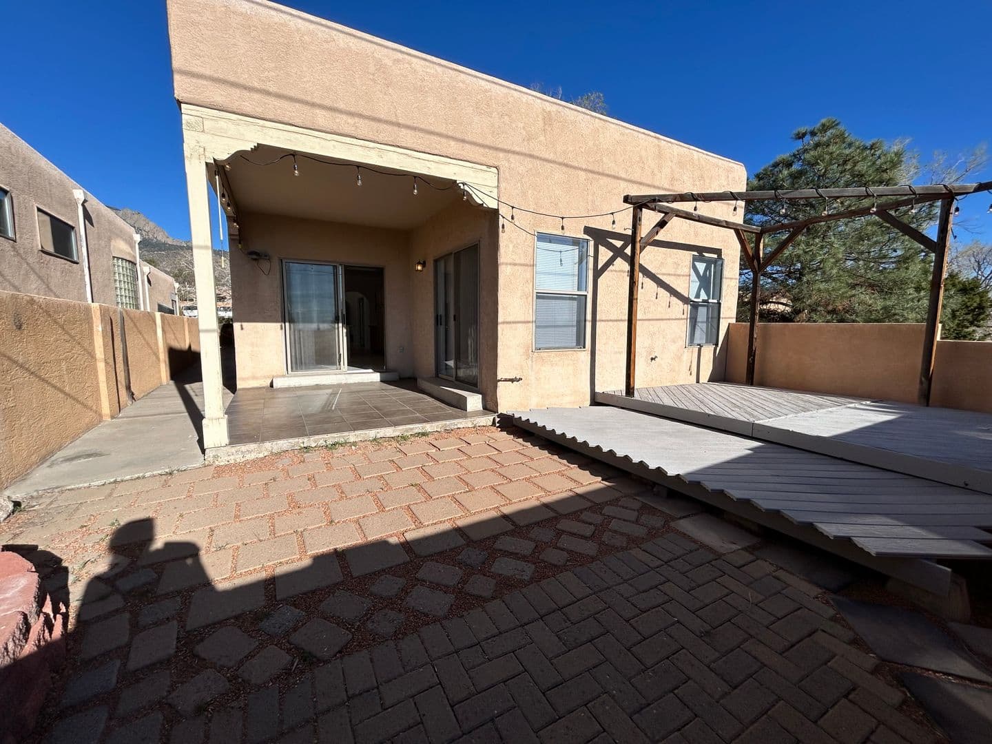 Albuquerque Townhome: 711 Tramway Pl NE #34