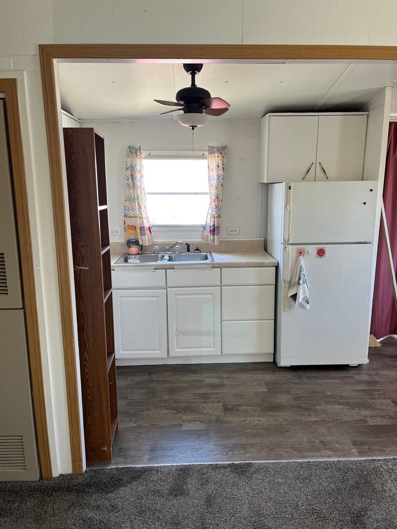 Platteville Apartment: 731 Grand Ave.