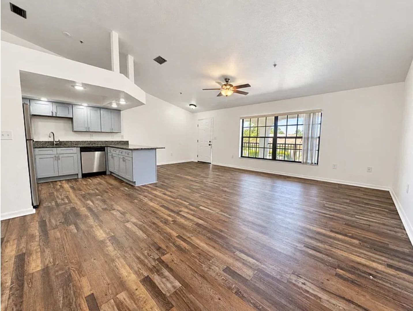 Spring Hill Apartment: 4367 Millwood Rd