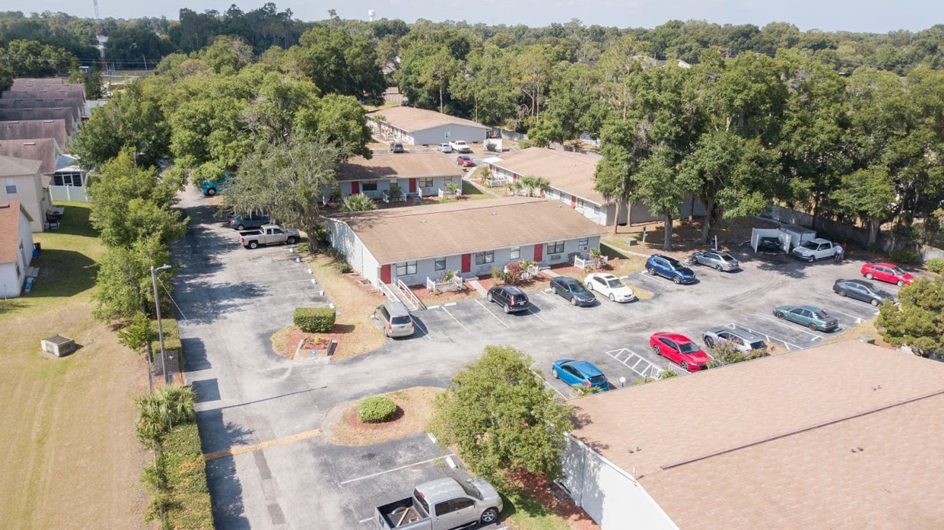 Plant City Apartment: 1400 Strawberry Pl