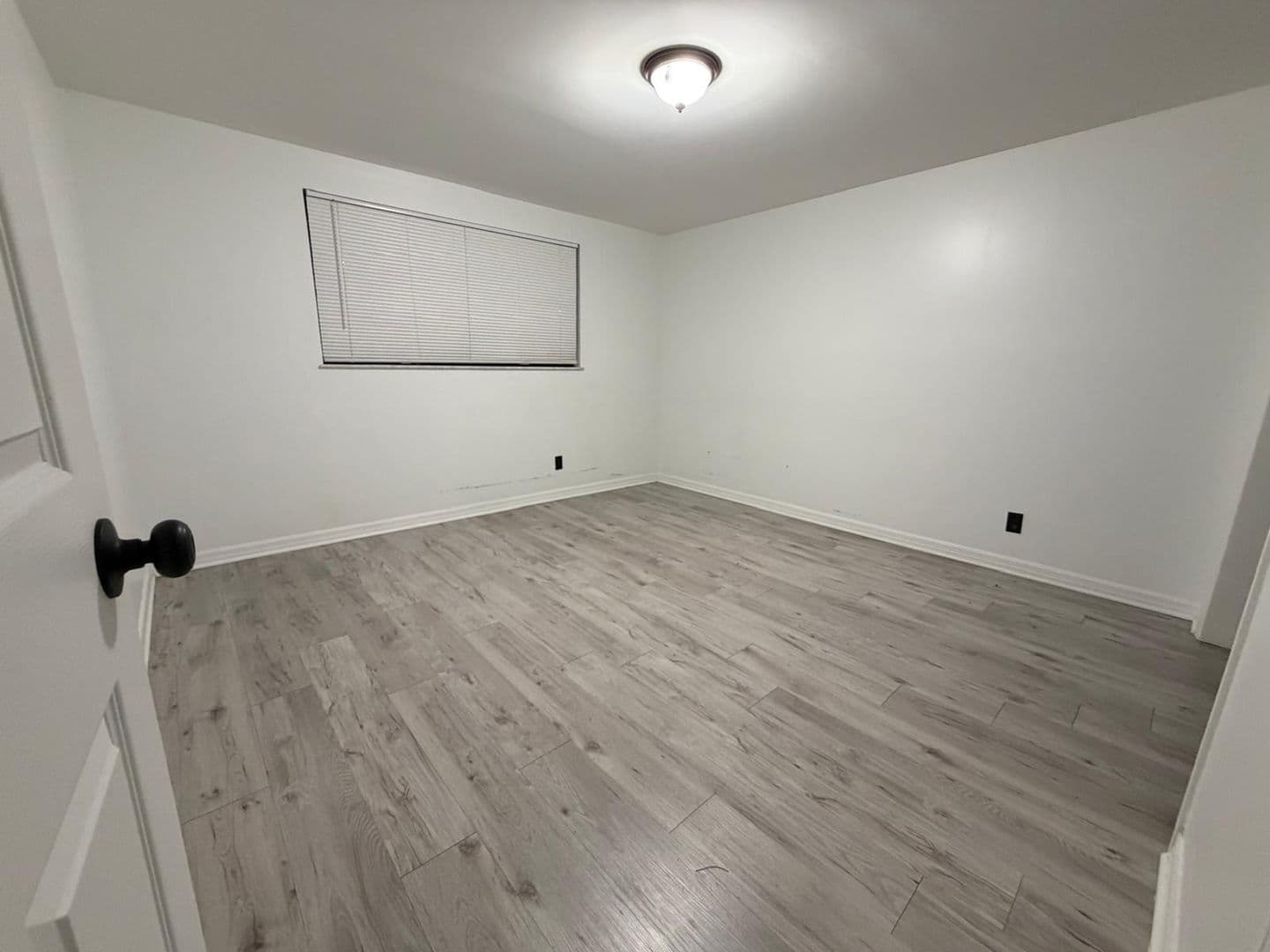 Tampa Apartment: 1220 East 142nd Avenue