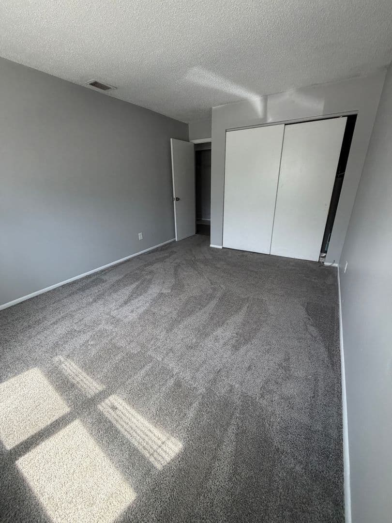 Brandon Apartment: Hamptons at Brandon