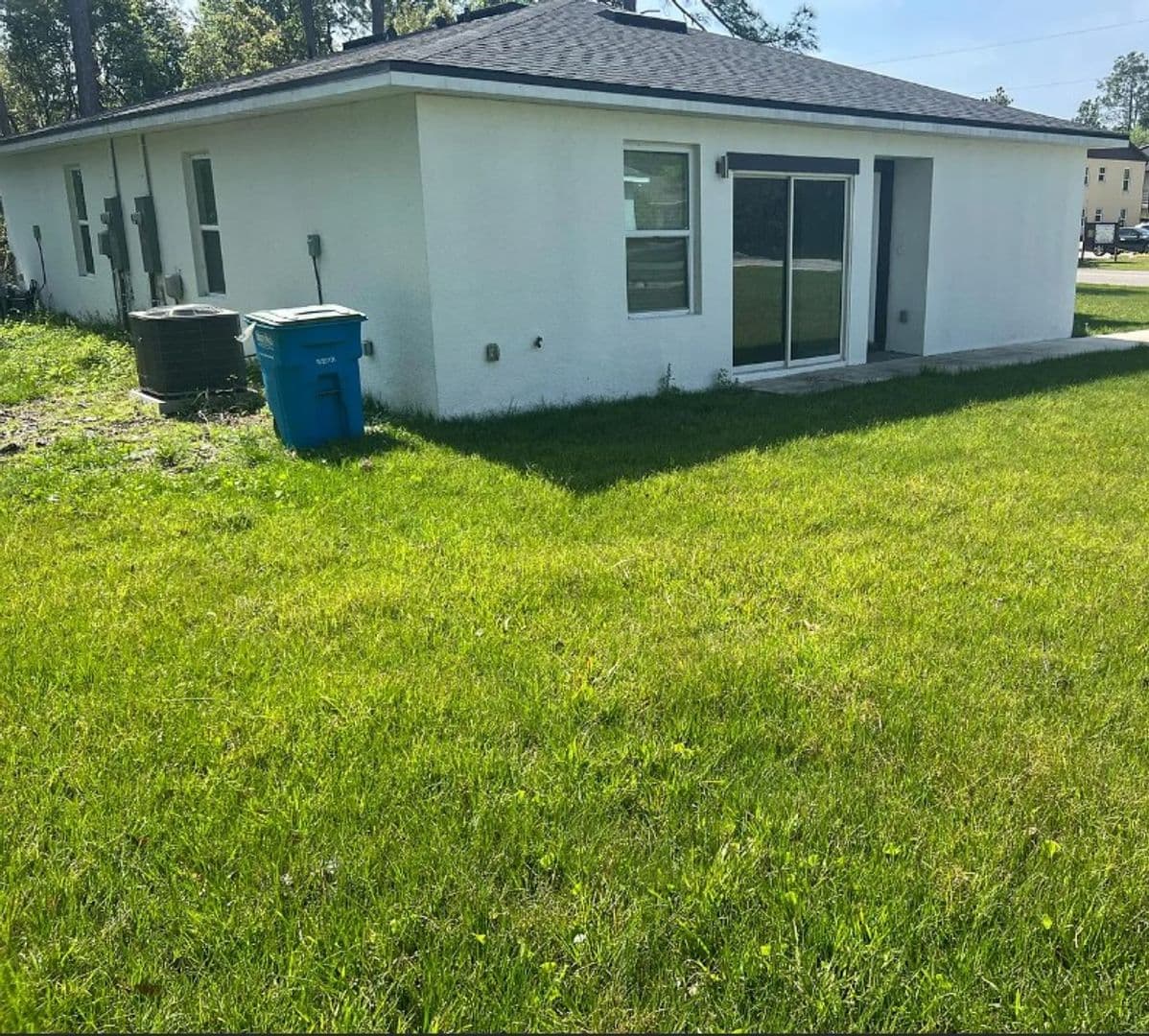 Deltona Apartment: 2261 Florida Drive
