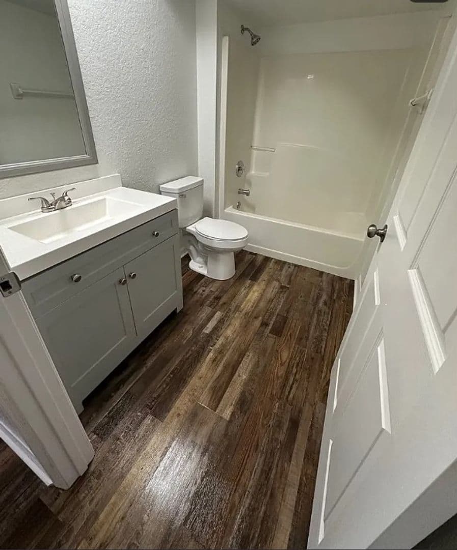 Spring Hill Apartment: 4367 Millwood Rd