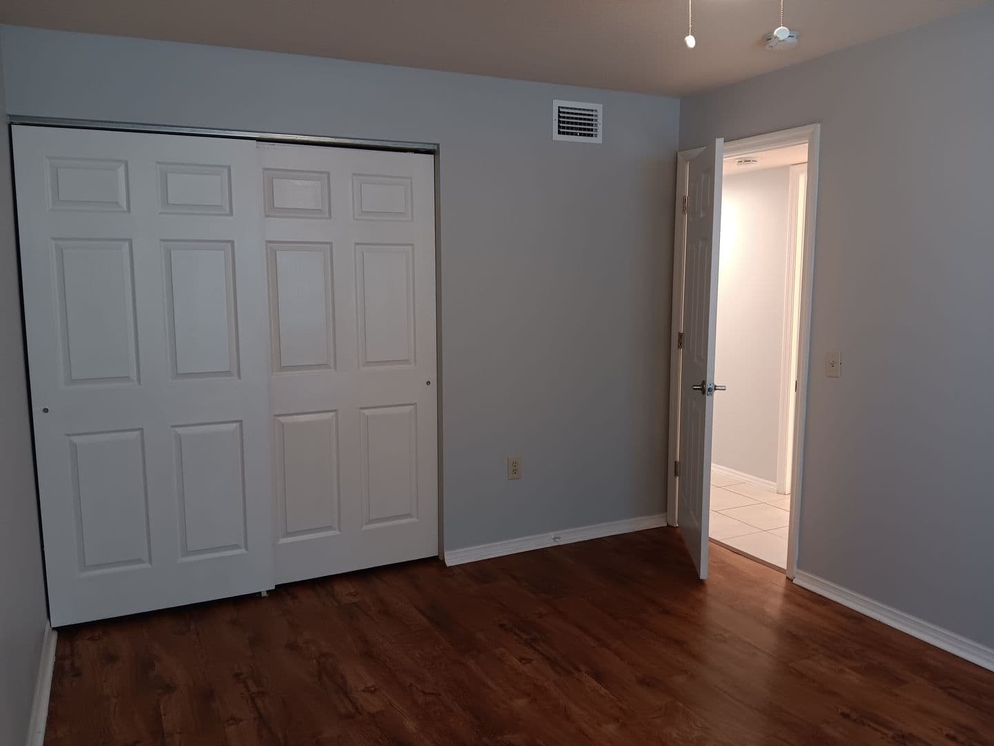 Tampa Apartment: 1904 Golden Glade Ct