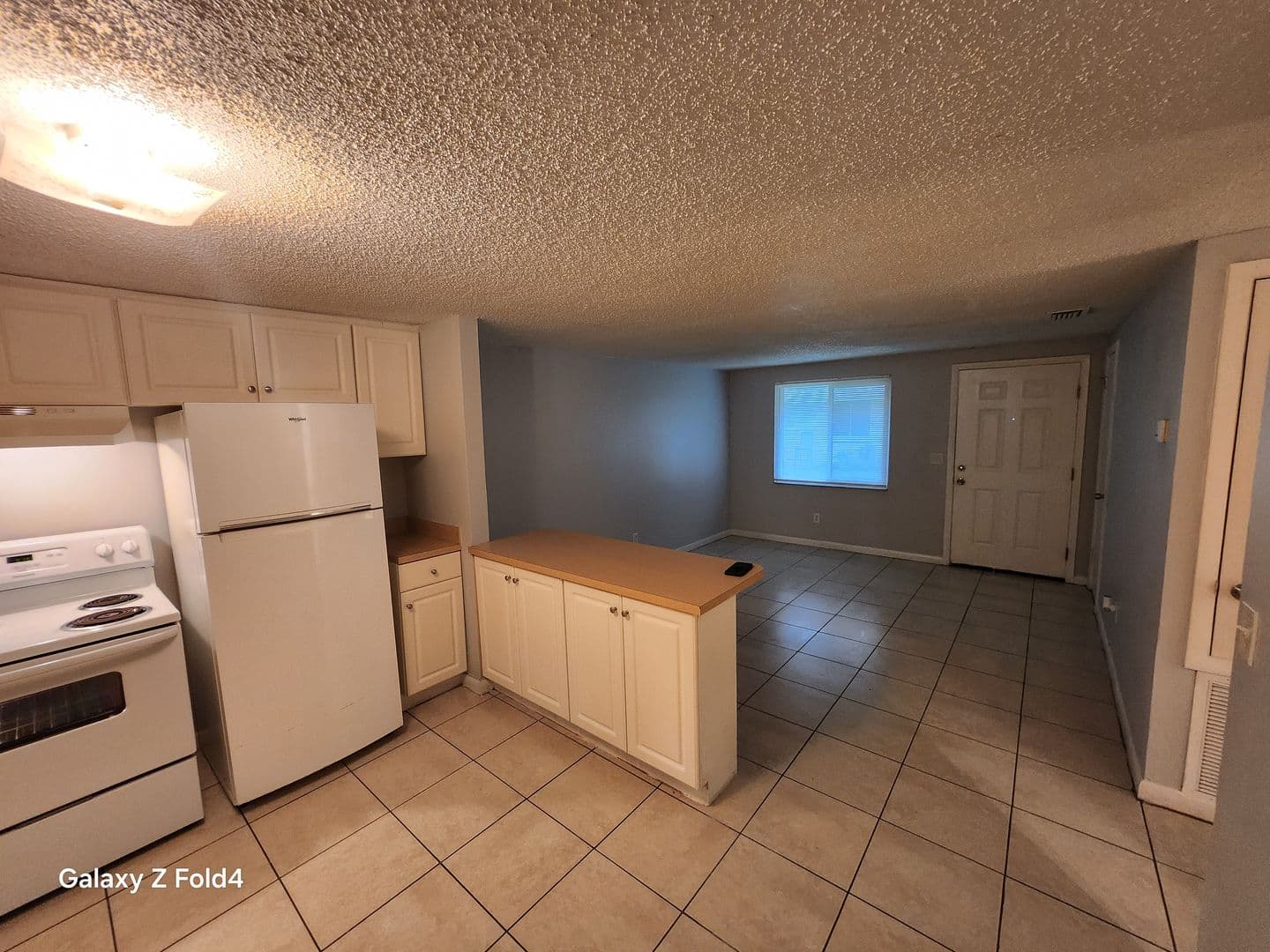 Tampa Apartment: 11720 N 14th St