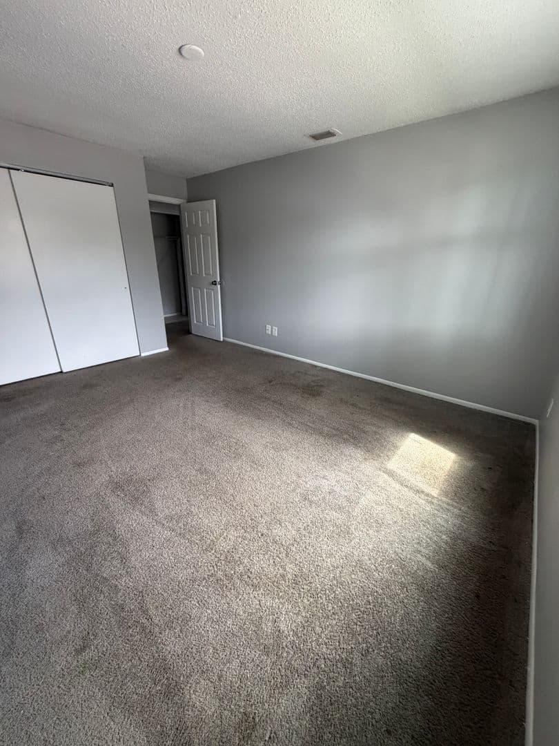 Brandon Apartment: Hamptons at Brandon