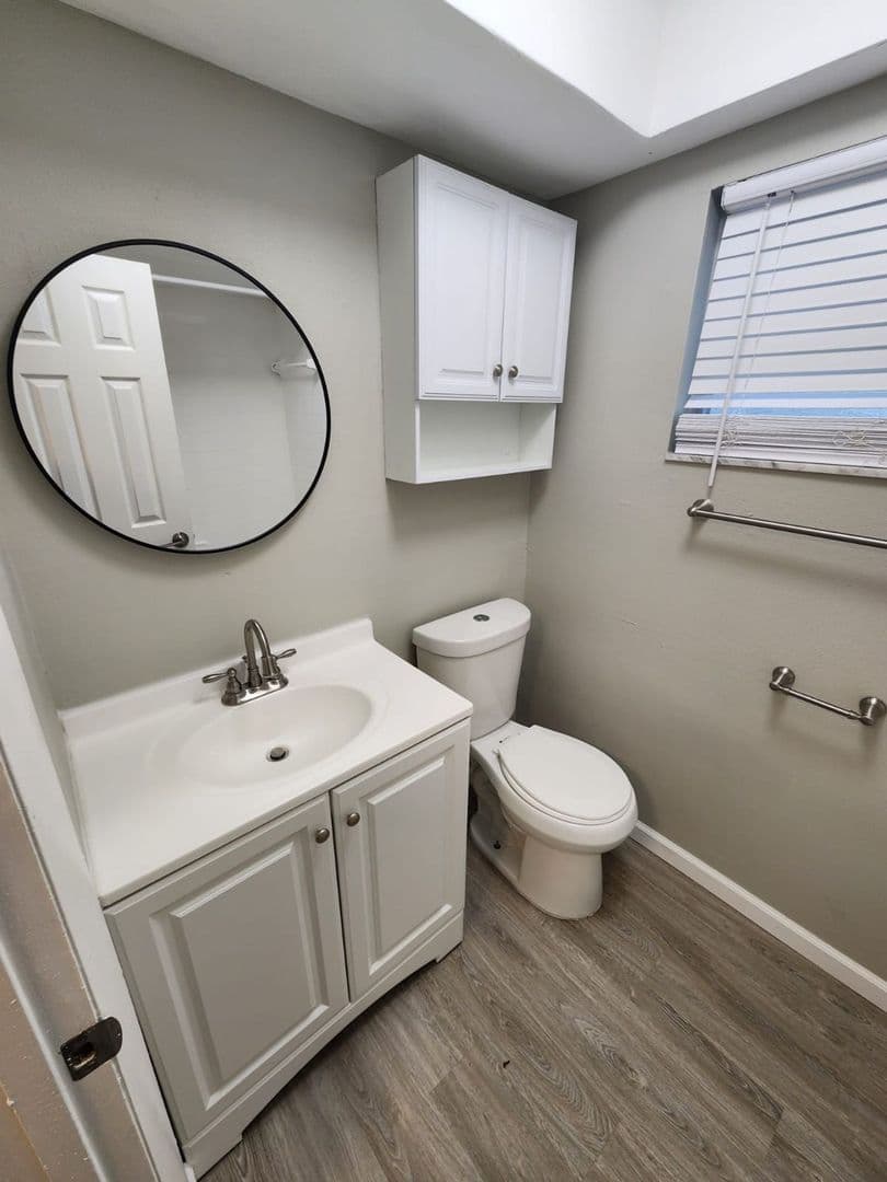 Indian Rocks Beach Apartment: 701 1st Street