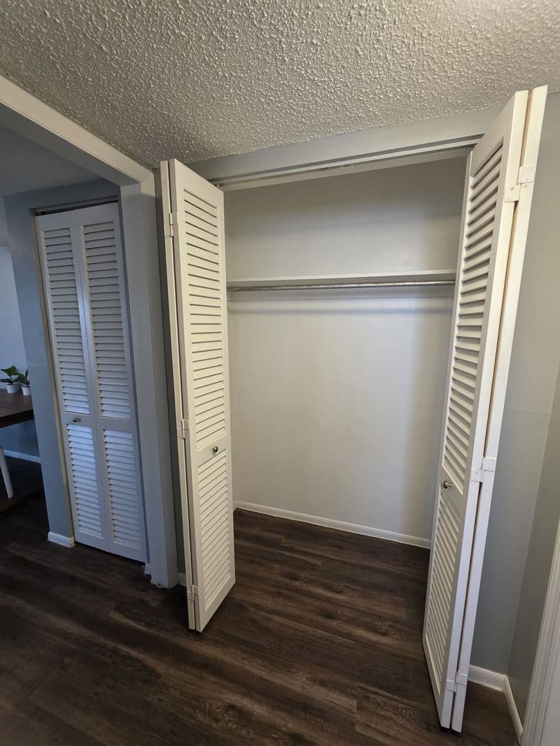 Indian Rocks Beach Apartment: 701 1st Street