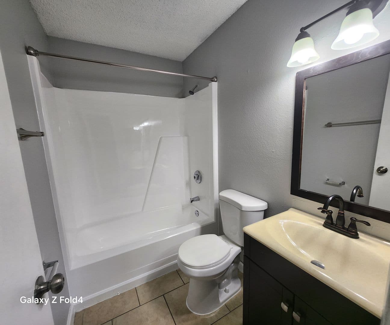 Brandon Apartment: 636 Golden Raintree Pl