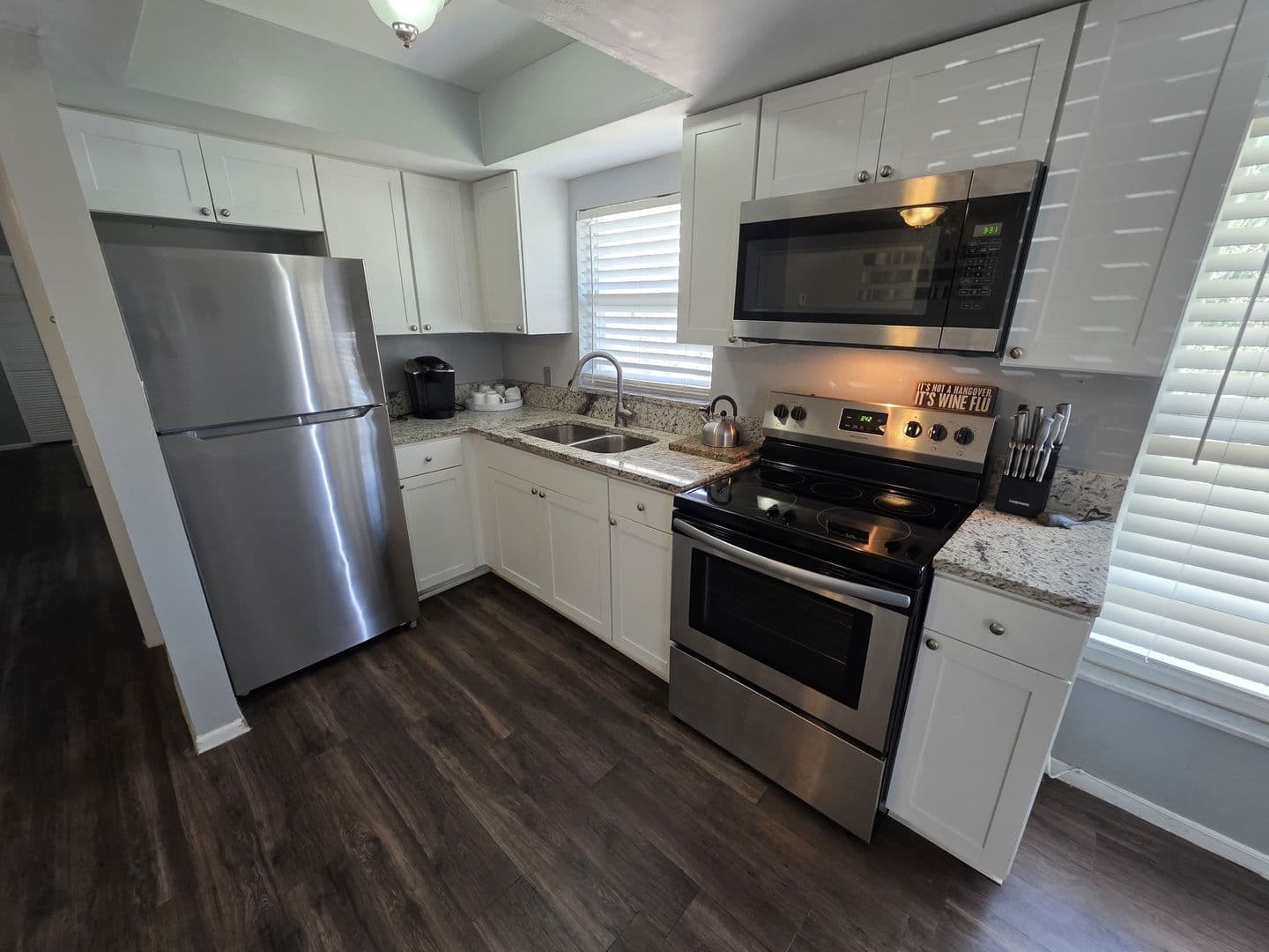 Indian Rocks Beach Apartment: 701 1st Street