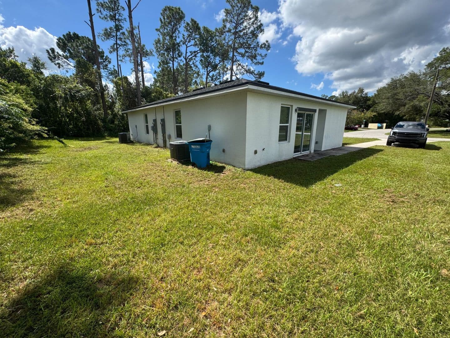 Deltona Apartment: 2261 Florida Drive