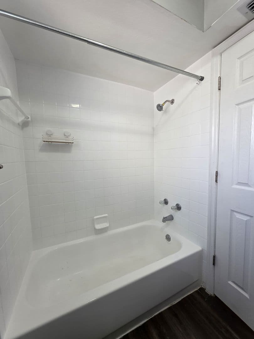 Indian Rocks Beach Apartment: 701 1st Street