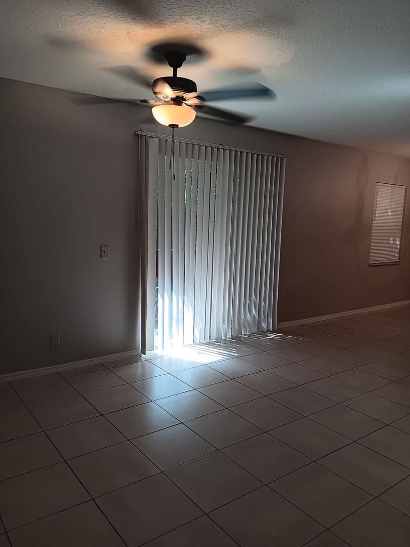 Tampa Apartment: 1904 Golden Glade Ct