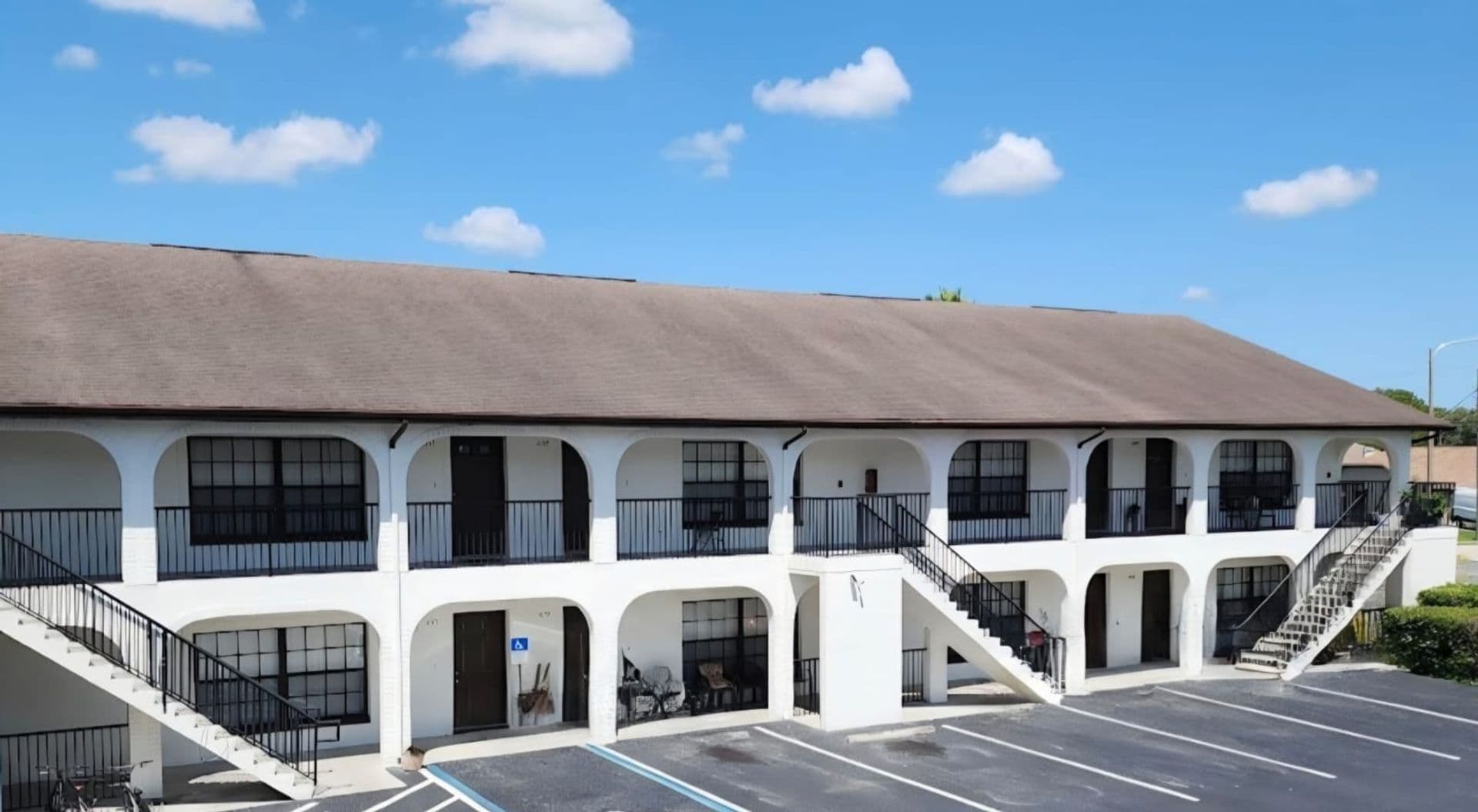 Spring Hill Apartment: 4367 Millwood Rd