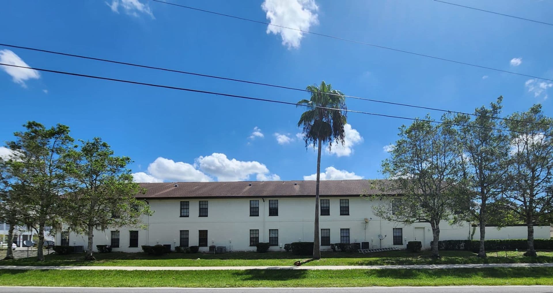Spring Hill Apartment: 4367 Millwood Rd