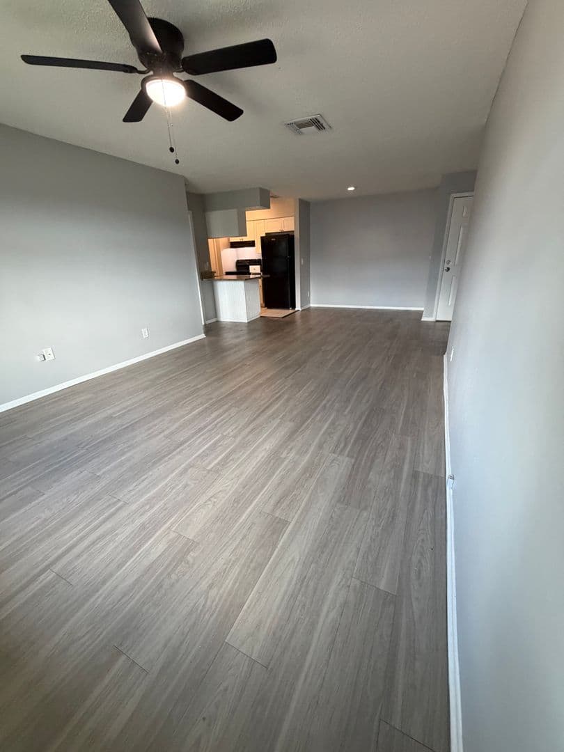 Brandon Apartment: Hamptons at Brandon