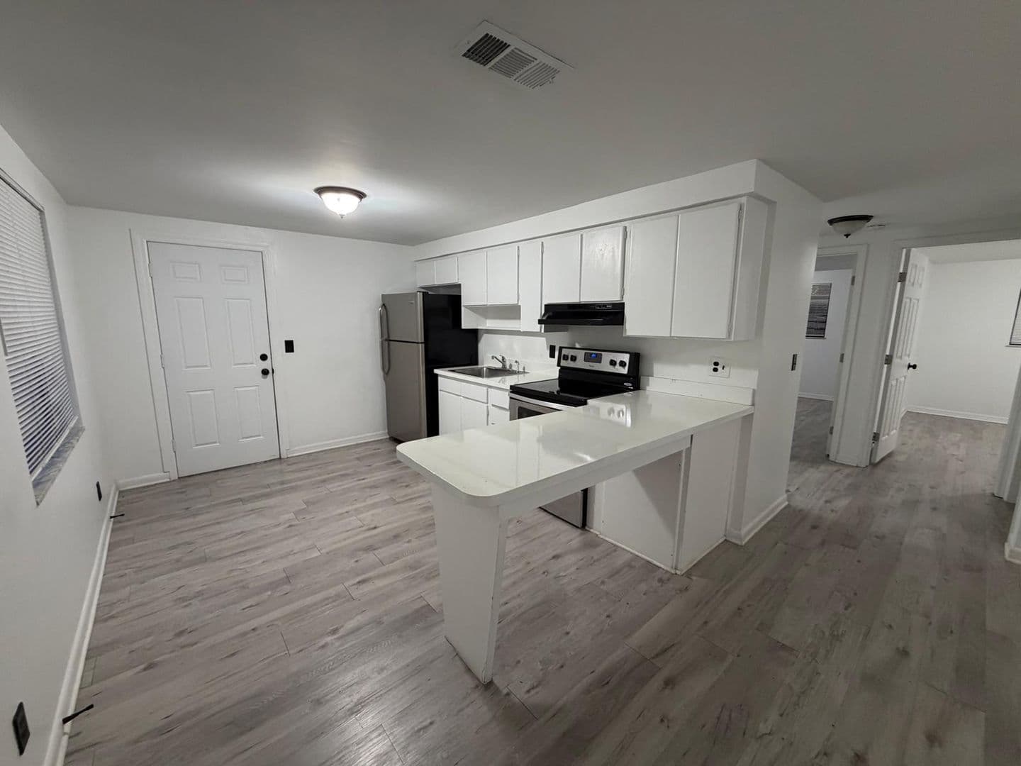 Tampa Apartment: 1220 East 142nd Avenue
