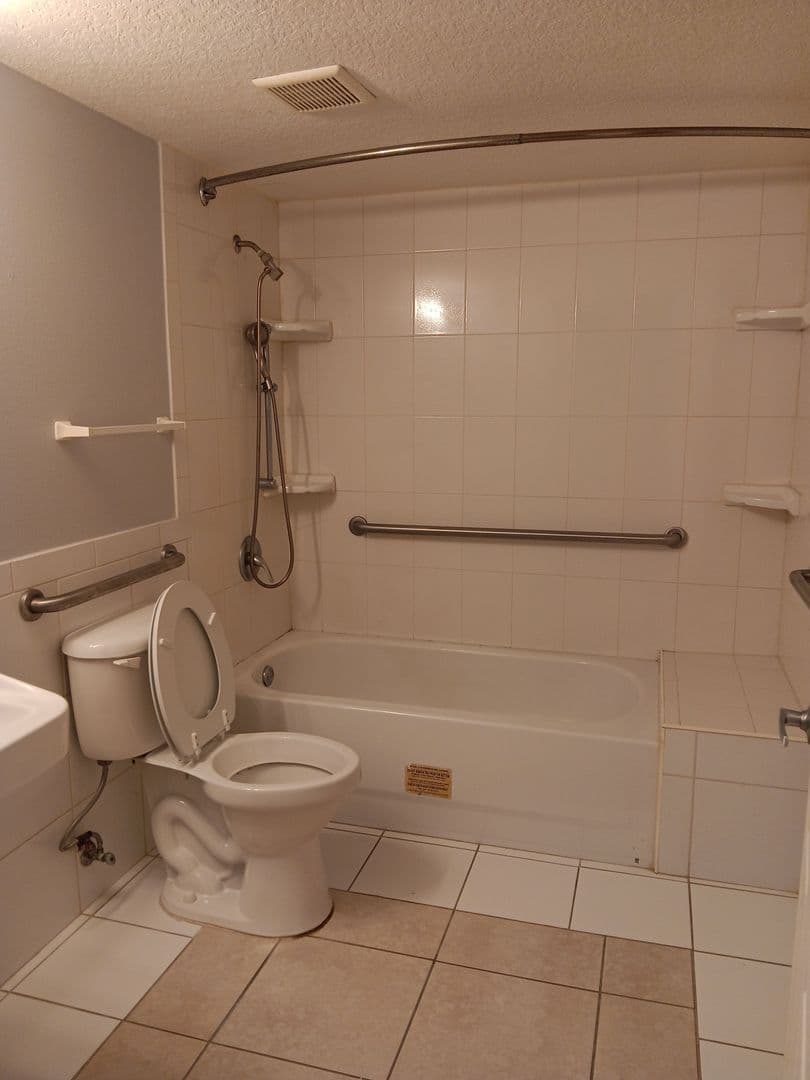 Tampa Apartment: 1904 Golden Glade Ct