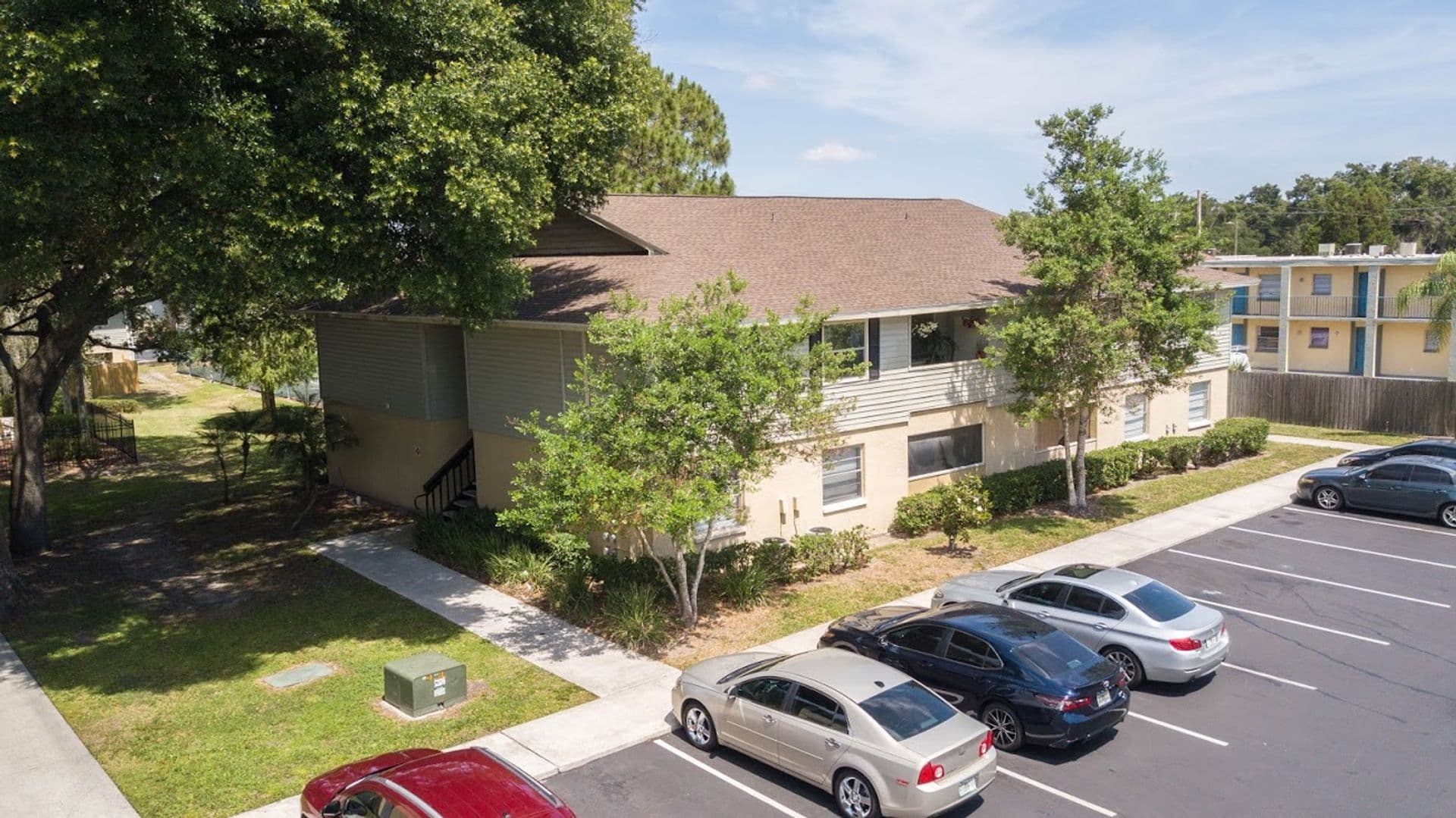 Brandon Apartment: 636 Golden Raintree Pl