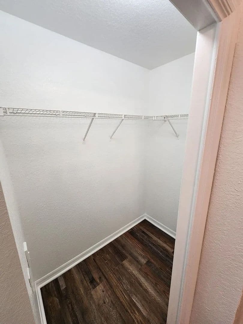 Spring Hill Apartment: 4367 Millwood Rd