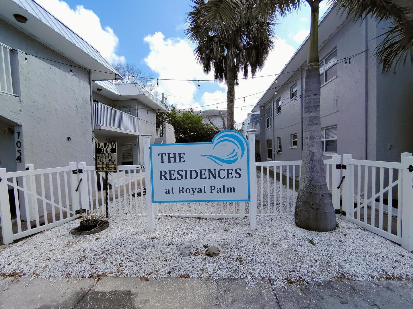 Indian Rocks Beach Apartment: 701 1st Street