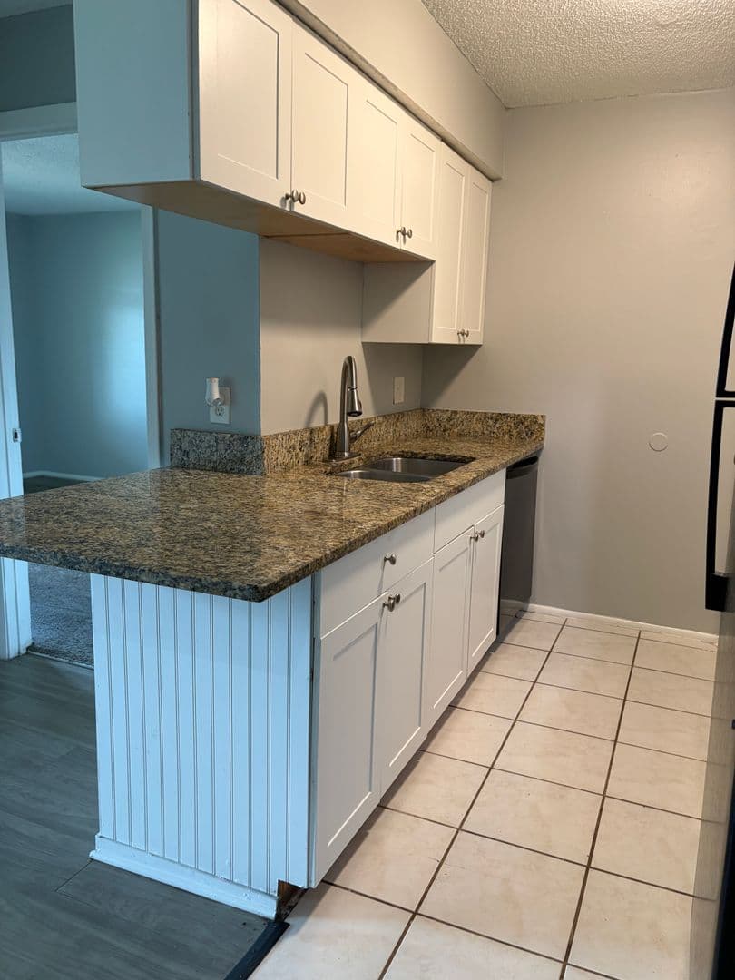 Brandon Apartment: Hamptons at Brandon