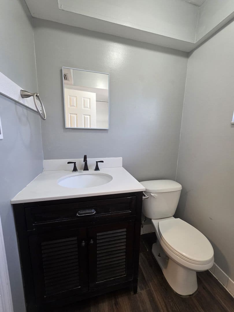 Indian Rocks Beach Apartment: 701 1st Street
