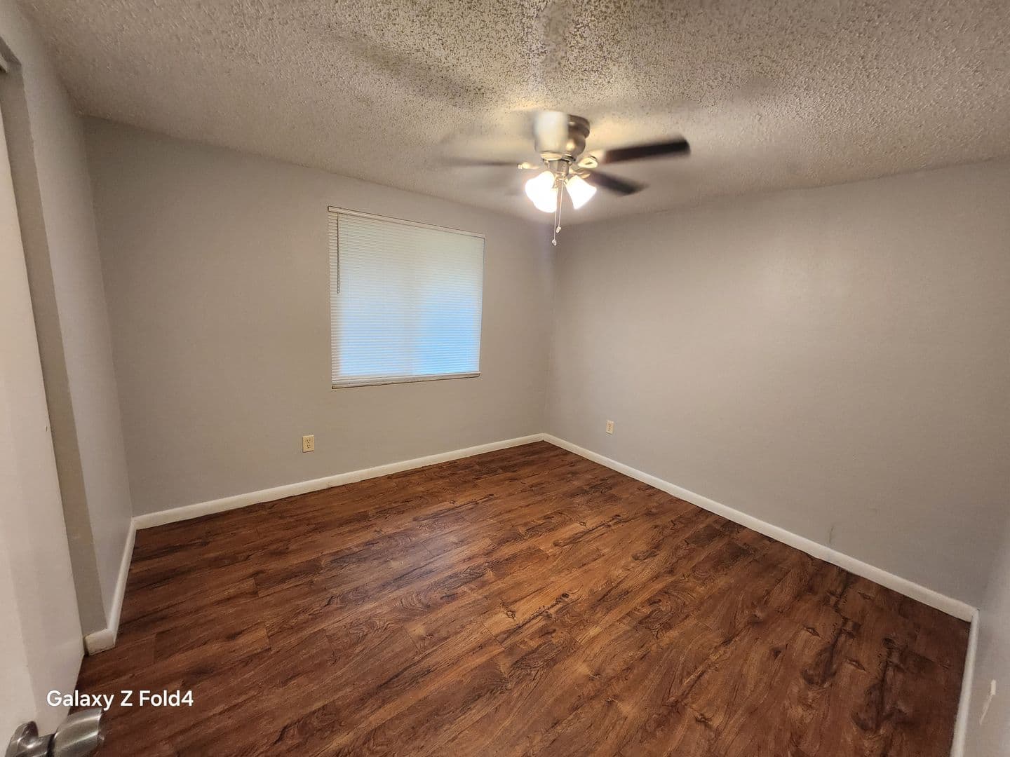 Tampa Apartment: 11720 N 14th St