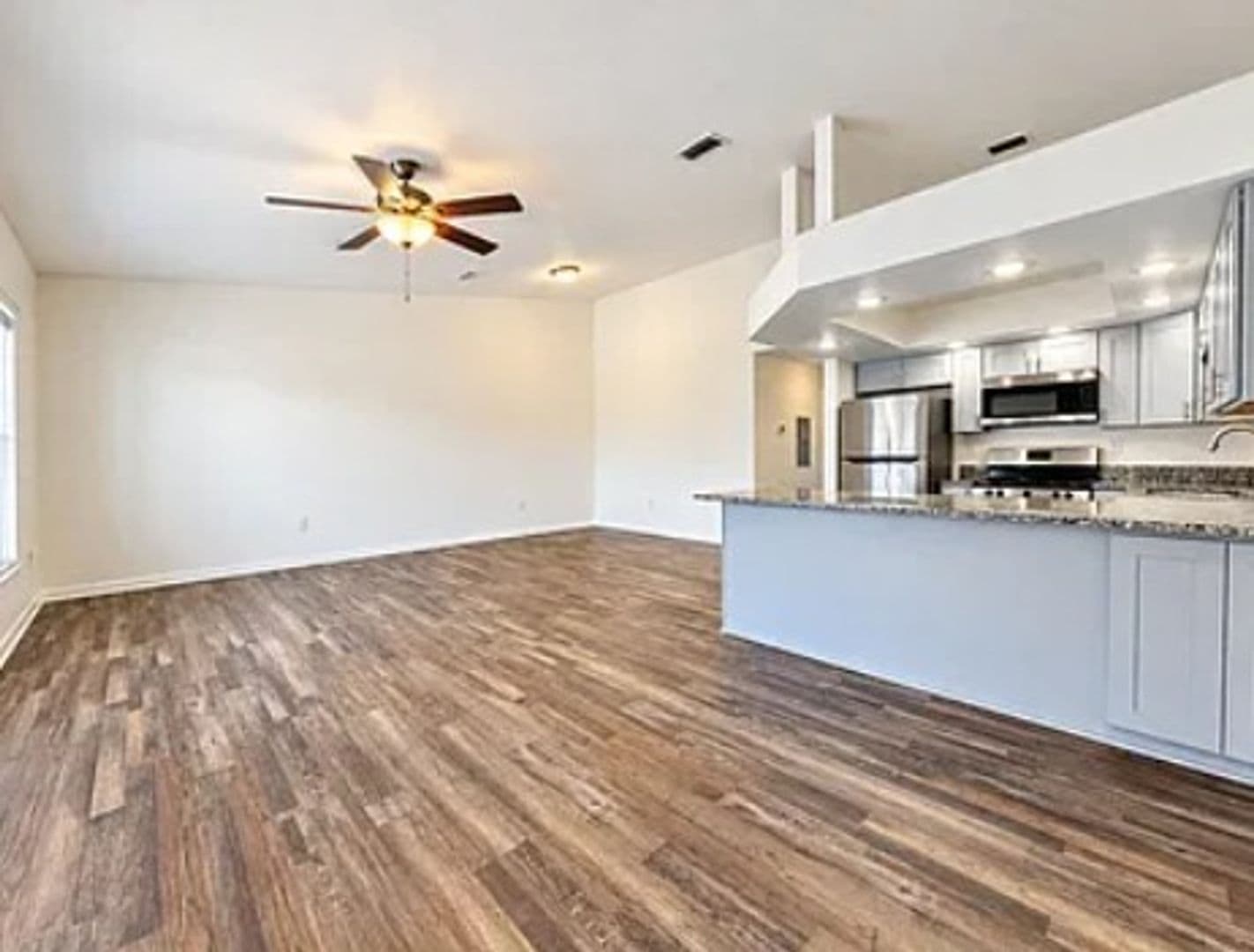 Spring Hill Apartment: 4367 Millwood Rd